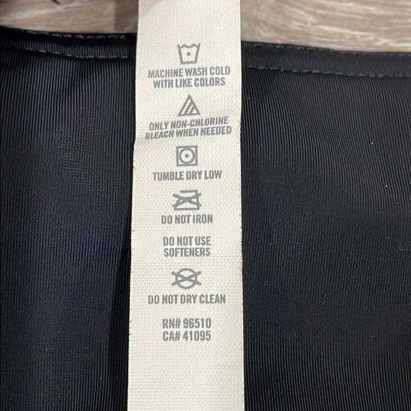 Under Armour Compression Capri UA Running Legging S - Picture 11 of 15